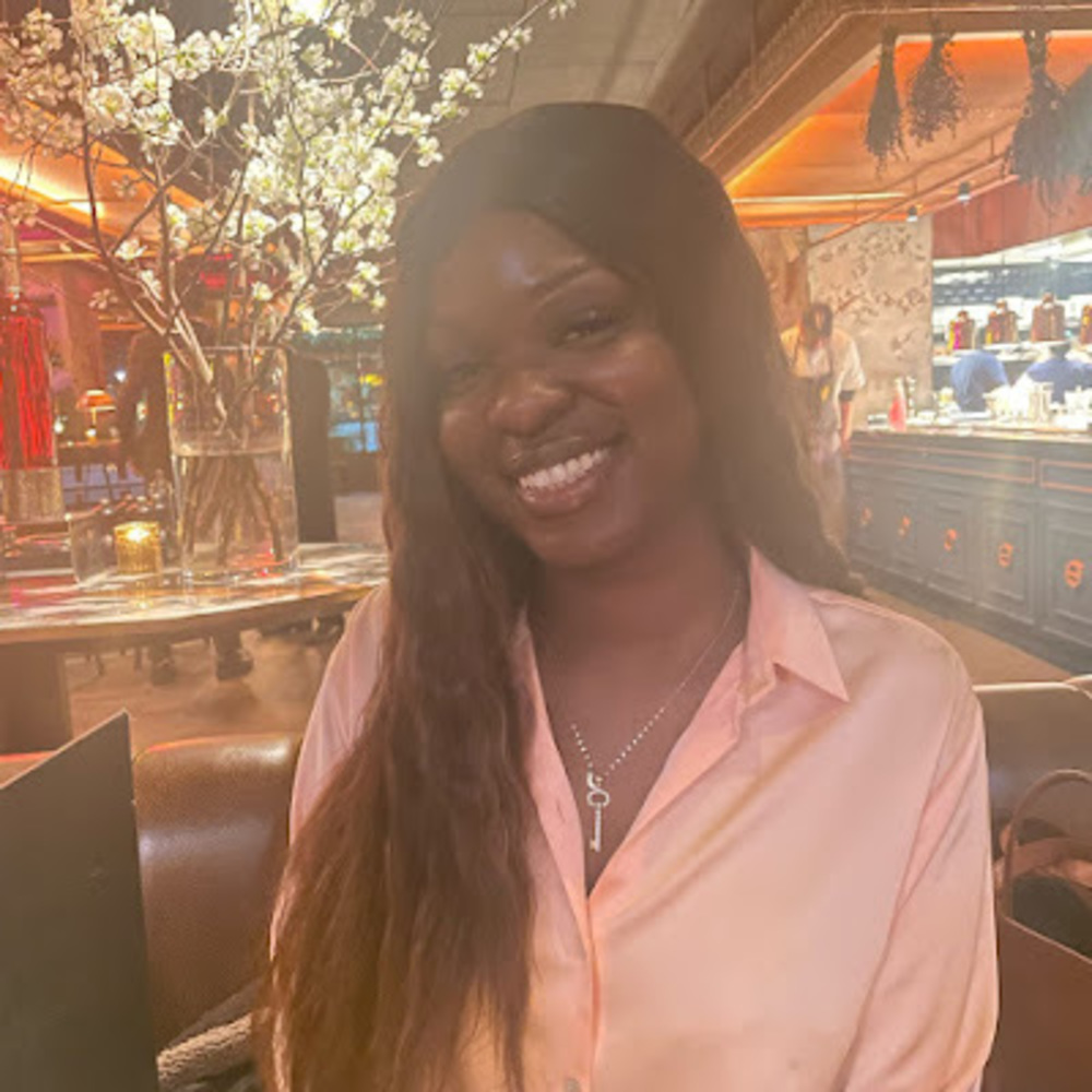 Meet your Posher, Deborah